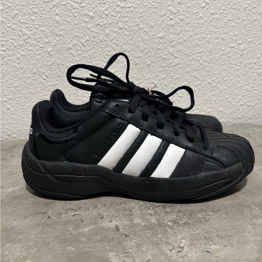 Adidas Superstar Millennium Mens Leather Athletic Shoes Sneakers Size 8 IG9256